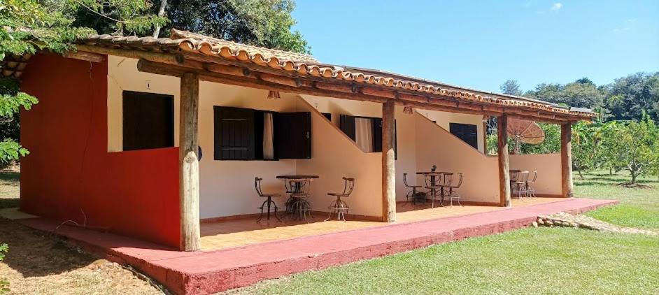 Praia Da Crioula 瓦尔任博尼塔 外观 照片